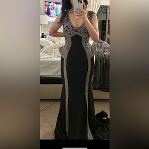 Coutoure evening gown new with tags